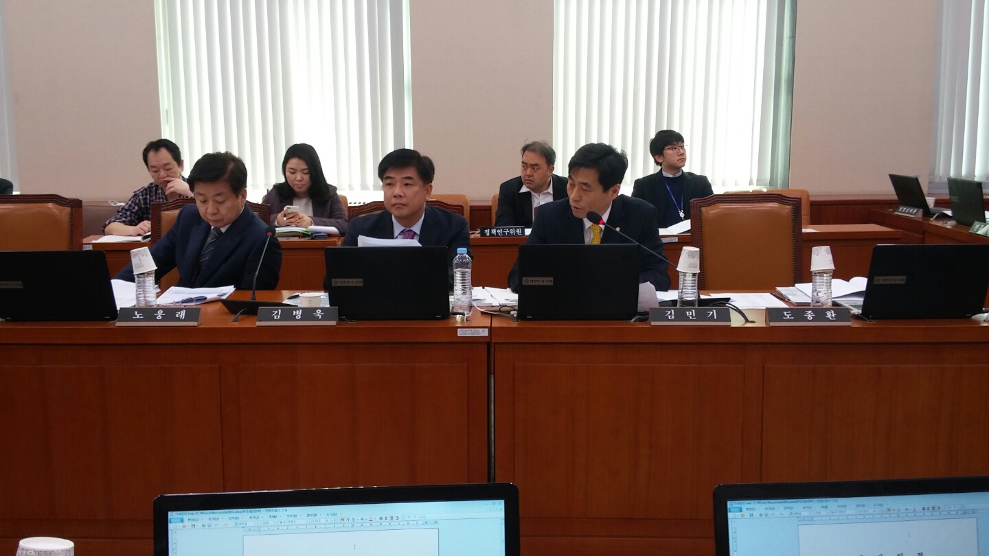 6.김민기.jpg